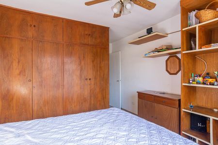 Casa à venda com 200m², 3 quartos e 2 vagasQuarto 