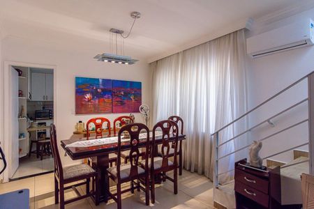 Sala de Jantar de casa à venda com 3 quartos, 200m² em Vila Tiradentes, São Paulo