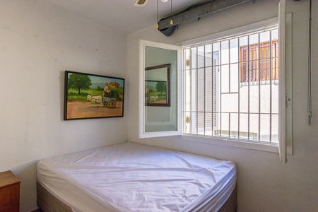 Casa à venda com 200m², 3 quartos e 2 vagasQuarto 