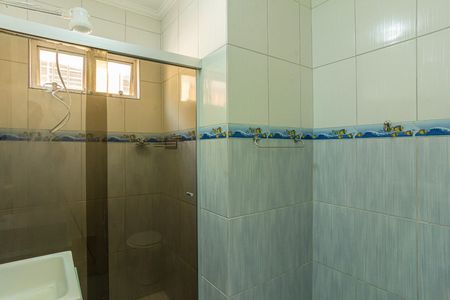 Casa à venda com 200m², 3 quartos e 2 vagasBanheiro 