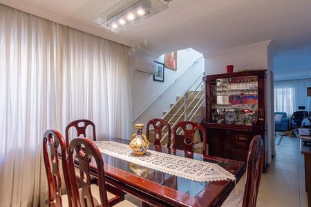 Sala de Jantar de casa à venda com 3 quartos, 200m² em Vila Tiradentes, São Paulo