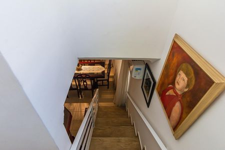 Escada de casa à venda com 3 quartos, 200m² em Vila Tiradentes, São Paulo