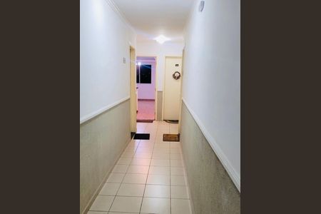 Apartamento à venda com 48m², 2 quartos e 1 vaga Apartamento à venda com 48m², 2 quartos e 1 vagaPorta de entrada