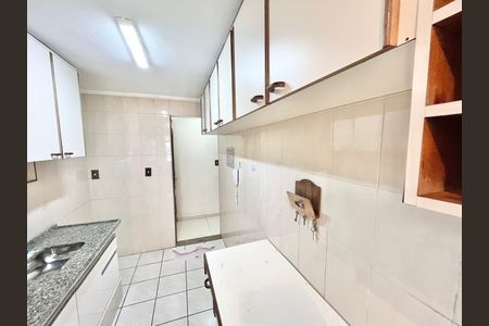 Apartamento à venda com 63m², 2 quartos e 1 vaga Apartamento à venda com 63m², 2 quartos e 1 vagaCozinha e Área de Serviço