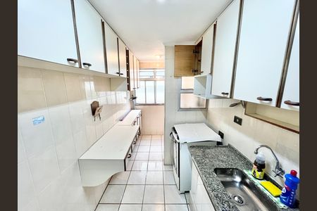 Apartamento à venda com 63m², 2 quartos e 1 vaga Apartamento à venda com 63m², 2 quartos e 1 vagaCozinha e Área de Serviço