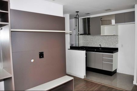 Apartamento à venda com 40m², 2 quartos e 1 vaga Apartamento à venda com 40m², 2 quartos e 1 vagaDetalhe - Sala e Sala de Jantar