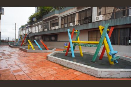 Apartamento à venda com 59m², 2 quartos e 1 vaga Apartamento à venda com 59m², 2 quartos e 1 vagaÁrea comum - Playground