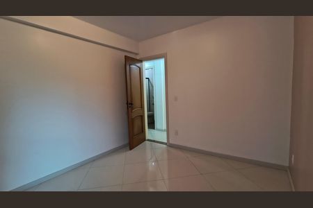 Apartamento para alugar com 117m², 3 quartos e 2 vagasQuarto 2