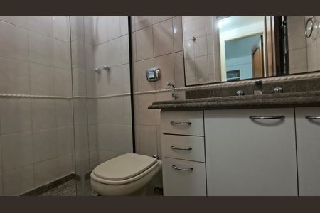 Apartamento para alugar com 117m², 3 quartos e 2 vagasBanheiro Social 