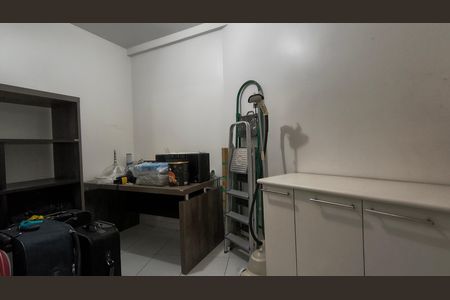 Apartamento para alugar com 117m², 3 quartos e 2 vagasQuarto de Serviço 