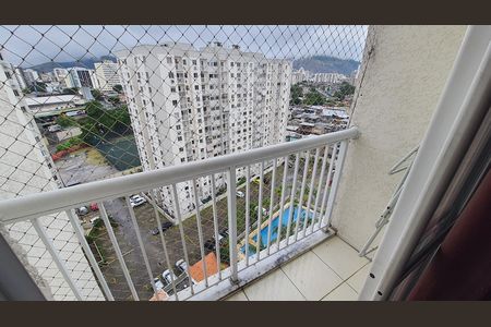 Apartamento à venda com 60m², 3 quartos e 1 vaga Apartamento à venda com 60m², 3 quartos e 1 vagaVaranda