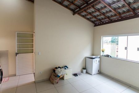 Casa à venda com 210m², 3 quartos e 3 vagasÁrea de Serviço
