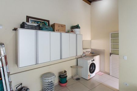 Casa à venda com 210m², 3 quartos e 3 vagasÁrea de Serviço