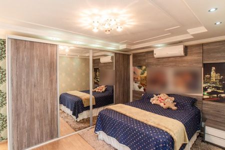 Casa à venda com 210m², 3 quartos e 3 vagasSuíte