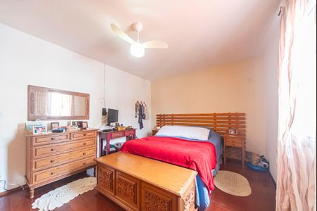 Casa à venda com 270m², 3 quartos e 2 vagasQuarto 3