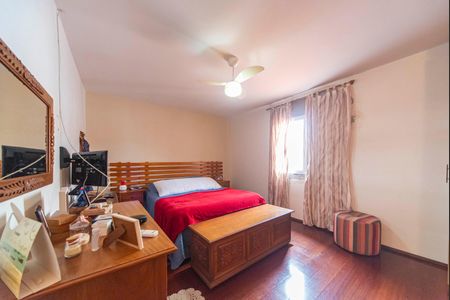 Casa à venda com 270m², 3 quartos e 2 vagasQuarto 3