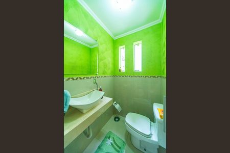 Casa à venda com 270m², 3 quartos e 2 vagasLavabo