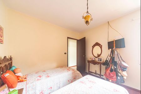 Casa à venda com 270m², 3 quartos e 2 vagasQuarto 2