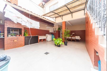 Casa à venda com 270m², 3 quartos e 2 vagasÁrea Gourmet e Área de serviço