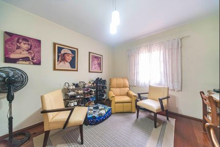 Casa à venda com 270m², 3 quartos e 2 vagasQuarto 1