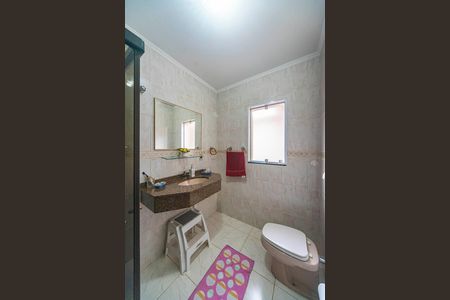 Casa à venda com 270m², 3 quartos e 2 vagasBanheiro Social