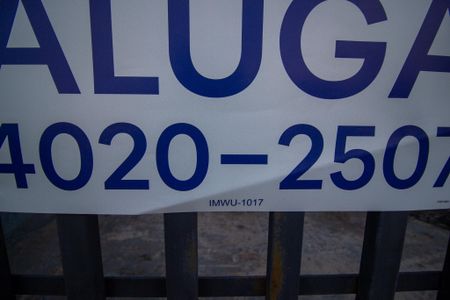 Studio para alugar com 32m², 1 quarto e 1 vaga Studio para alugar com 32m², 1 quarto e 1 vagaFachada
