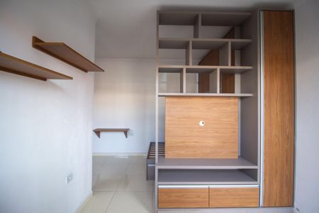 Studio para alugar com 32m², 1 quarto e 1 vaga Studio para alugar com 32m², 1 quarto e 1 vagaSala
