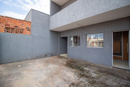 Studio para alugar com 32m², 1 quarto e 1 vaga Studio para alugar com 32m², 1 quarto e 1 vagaFachada
