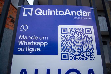 Studio para alugar com 32m², 1 quarto e 1 vaga Studio para alugar com 32m², 1 quarto e 1 vagaQR