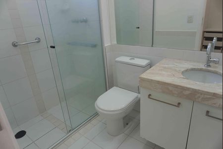 Banheiro da Suíte de apartamento para alugar com 1 quarto, 80m² em Tamboré, Santana de Parnaíba