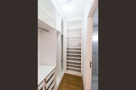 Apartamento à venda com 80m², 2 quartos e 2 vagasCloset da suíte