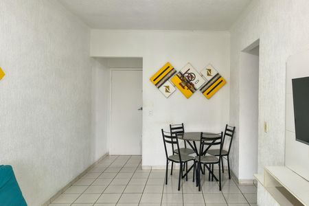 Sala de apartamento para alugar com 1 quarto, 55m² em Cidade Ocian, Praia Grande
