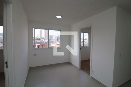 Sala de apartamento para alugar com 2 quartos, 34m² em Vila Graciosa, São Paulo