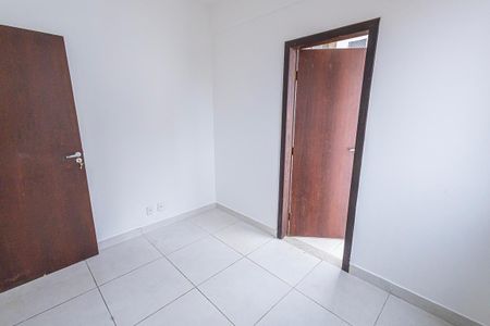 Apartamento para alugar com 69m², 2 quartos e 1 vaga Apartamento para alugar com 69m², 2 quartos e 1 vagaquarto 2 / varanda