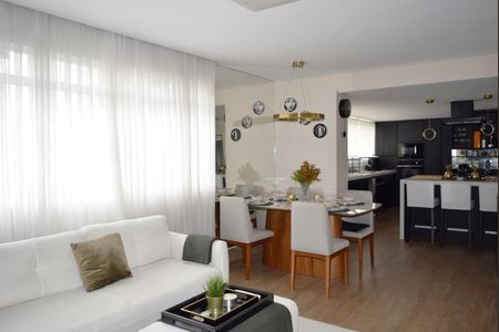Sala de apartamento para alugar com 2 quartos, 90m² em Cerqueira César, São Paulo