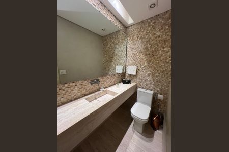 Apartamento à venda com 229m², 4 quartos e 4 vagas Apartamento à venda com 229m², 4 quartos e 4 vagasBanheiro