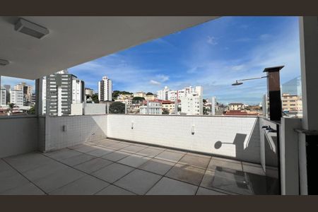 Apartamento à venda com 229m², 4 quartos e 4 vagas Apartamento à venda com 229m², 4 quartos e 4 vagasÁrea externa