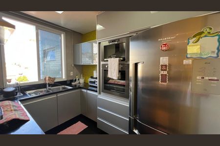 Cozinha de apartamento à venda com 4 quartos, 229m² em Nova Suíça, Belo Horizonte