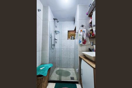 Apartamento à venda com 70m², 2 quartos e 1 vaga Apartamento à venda com 70m², 2 quartos e 1 vagaBanheiro