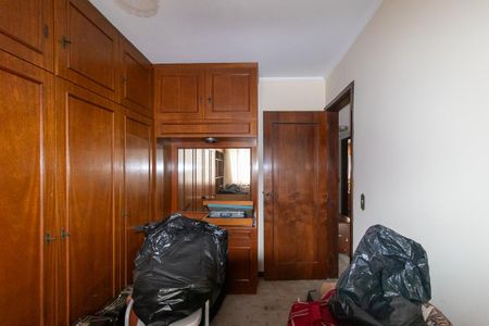 Apartamento à venda com 177m², 3 quartos e 2 vagas Apartamento à venda com 177m², 3 quartos e 2 vagasQuarto 3