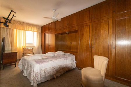 Apartamento à venda com 177m², 3 quartos e 2 vagas Apartamento à venda com 177m², 3 quartos e 2 vagasQuarto 2 - Suíte
