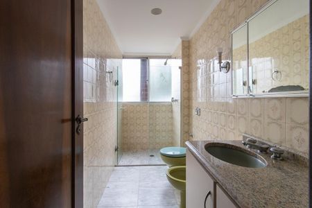 Apartamento à venda com 177m², 3 quartos e 2 vagas Apartamento à venda com 177m², 3 quartos e 2 vagasBanheiro Social