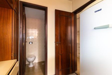 Apartamento à venda com 177m², 3 quartos e 2 vagas Apartamento à venda com 177m², 3 quartos e 2 vagasDespensa