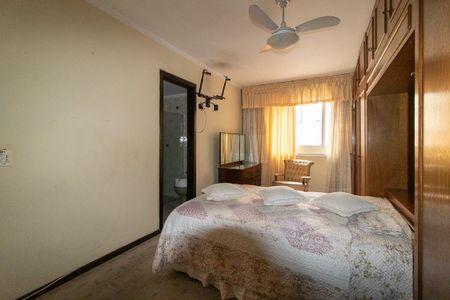 Apartamento à venda com 177m², 3 quartos e 2 vagas Apartamento à venda com 177m², 3 quartos e 2 vagasQuarto 2 - Suíte
