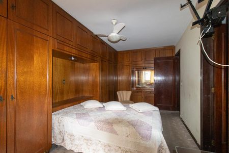 Apartamento à venda com 177m², 3 quartos e 2 vagas Apartamento à venda com 177m², 3 quartos e 2 vagasQuarto 2 - Suíte