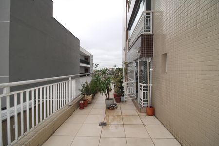 Apartamento à venda com 65m², 2 quartos e 1 vagaGarden