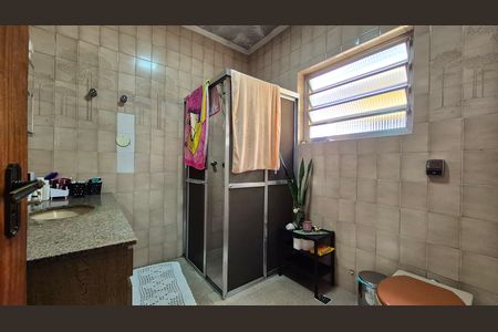 Casa para alugar com 100m², 3 quartos e 1 vagaBanheiro 