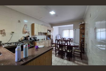 Casa para alugar com 100m², 3 quartos e 1 vagaCozinha 