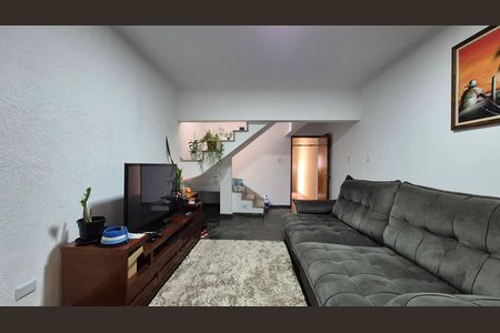 Casa para alugar com 100m², 3 quartos e 1 vagaSala 