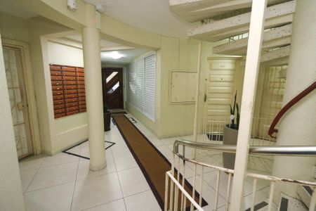 Apartamento para alugar com 66m², 2 quartos e 1 vaga Apartamento para alugar com 66m², 2 quartos e 1 vagaHall de entrada